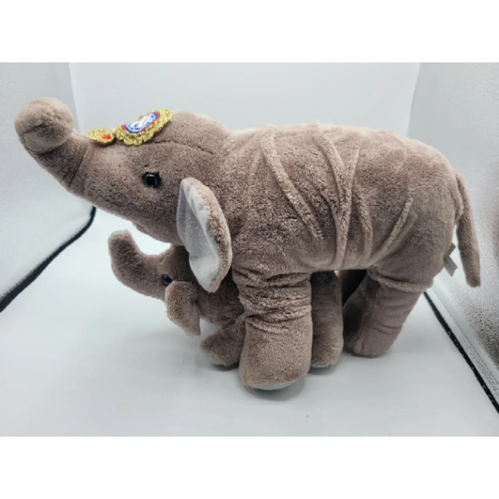 Ringling brothers Barnum &‎ Bailey plush greatest show on earth elephant & baby.